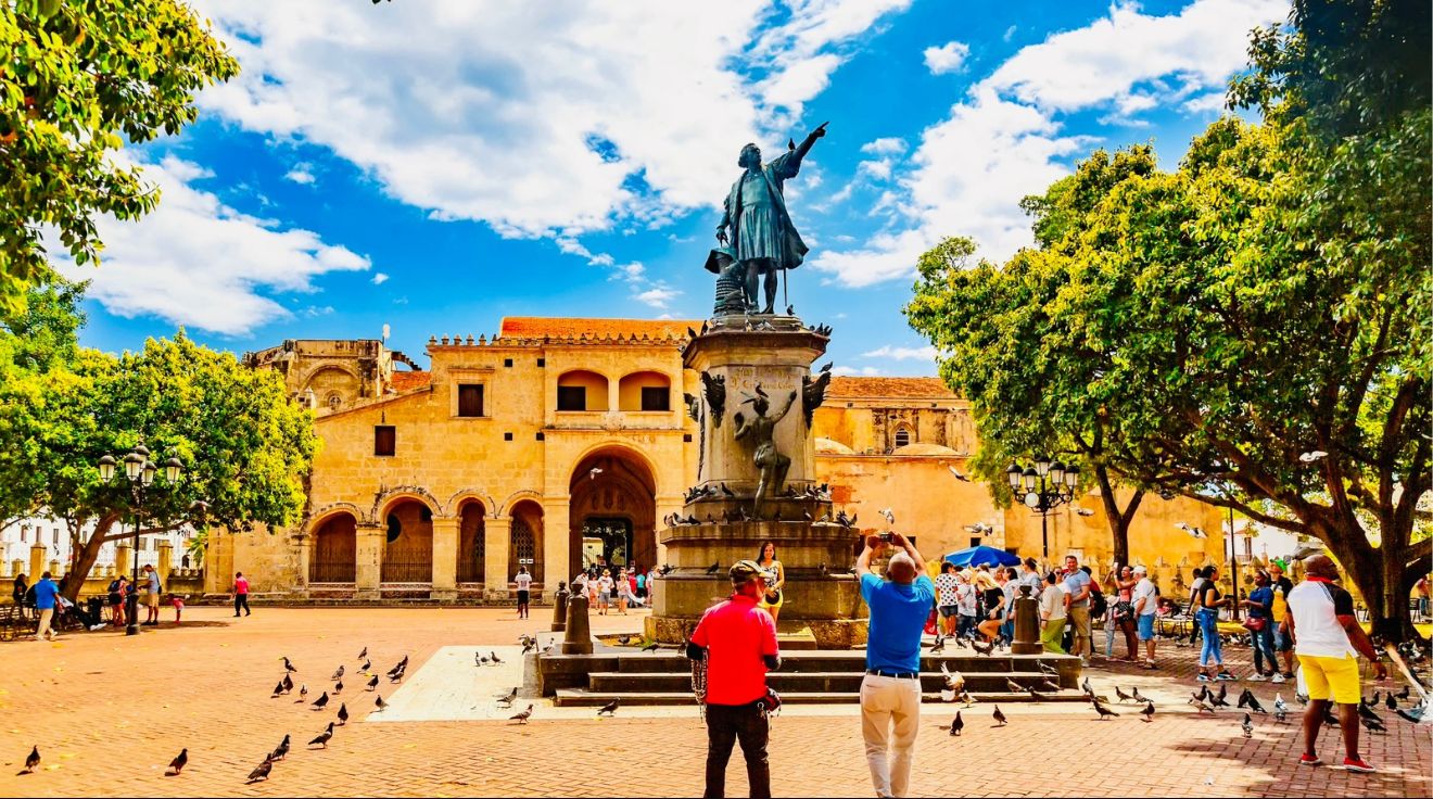 Plaza Colón